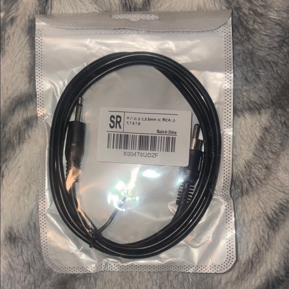Black RCA to 3.5mm Audio Cable